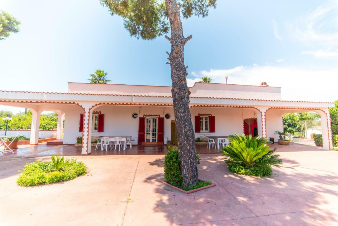 Villa Potenza Galatone Esterno foto